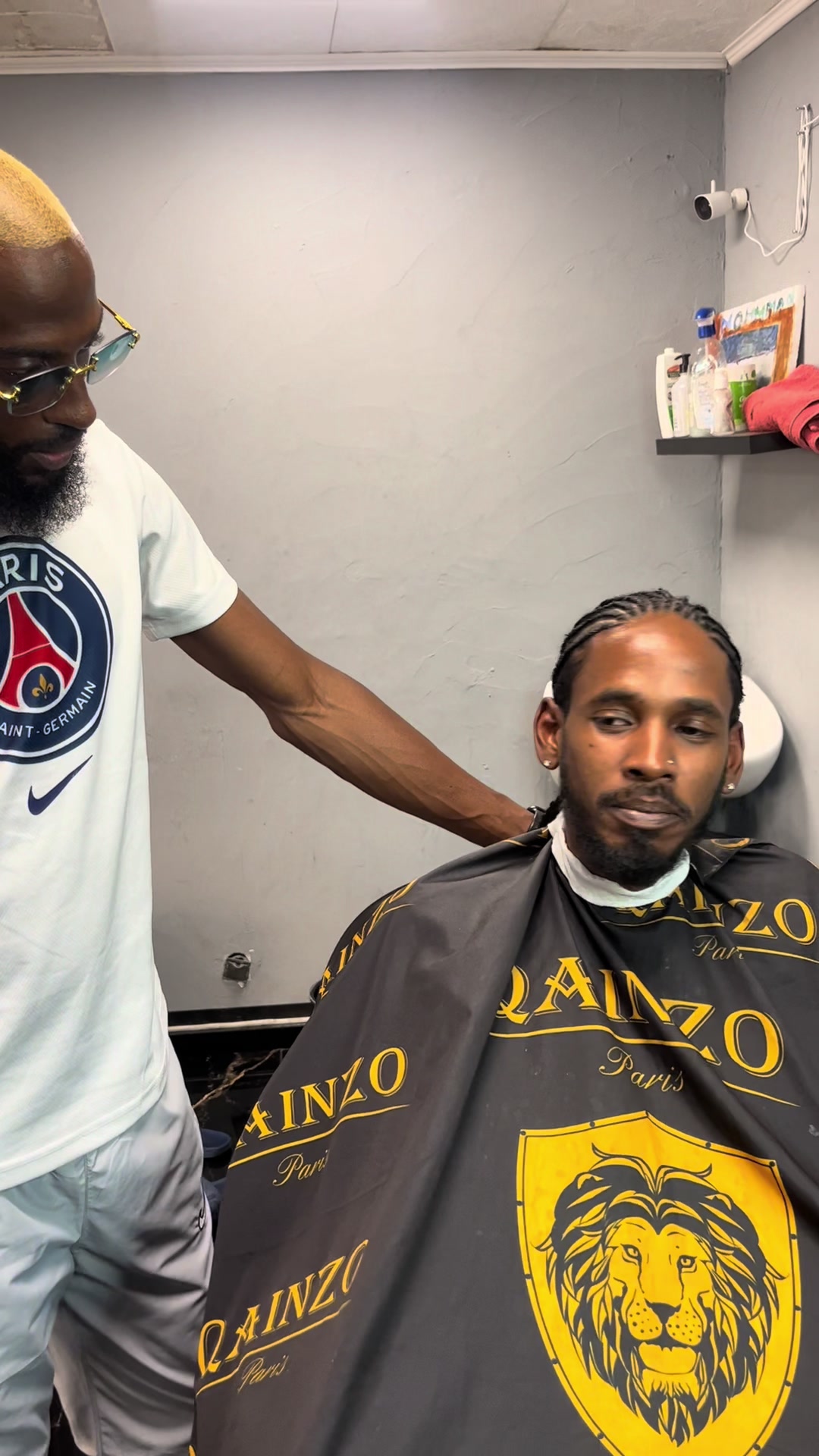@Mzuri_Sana barber