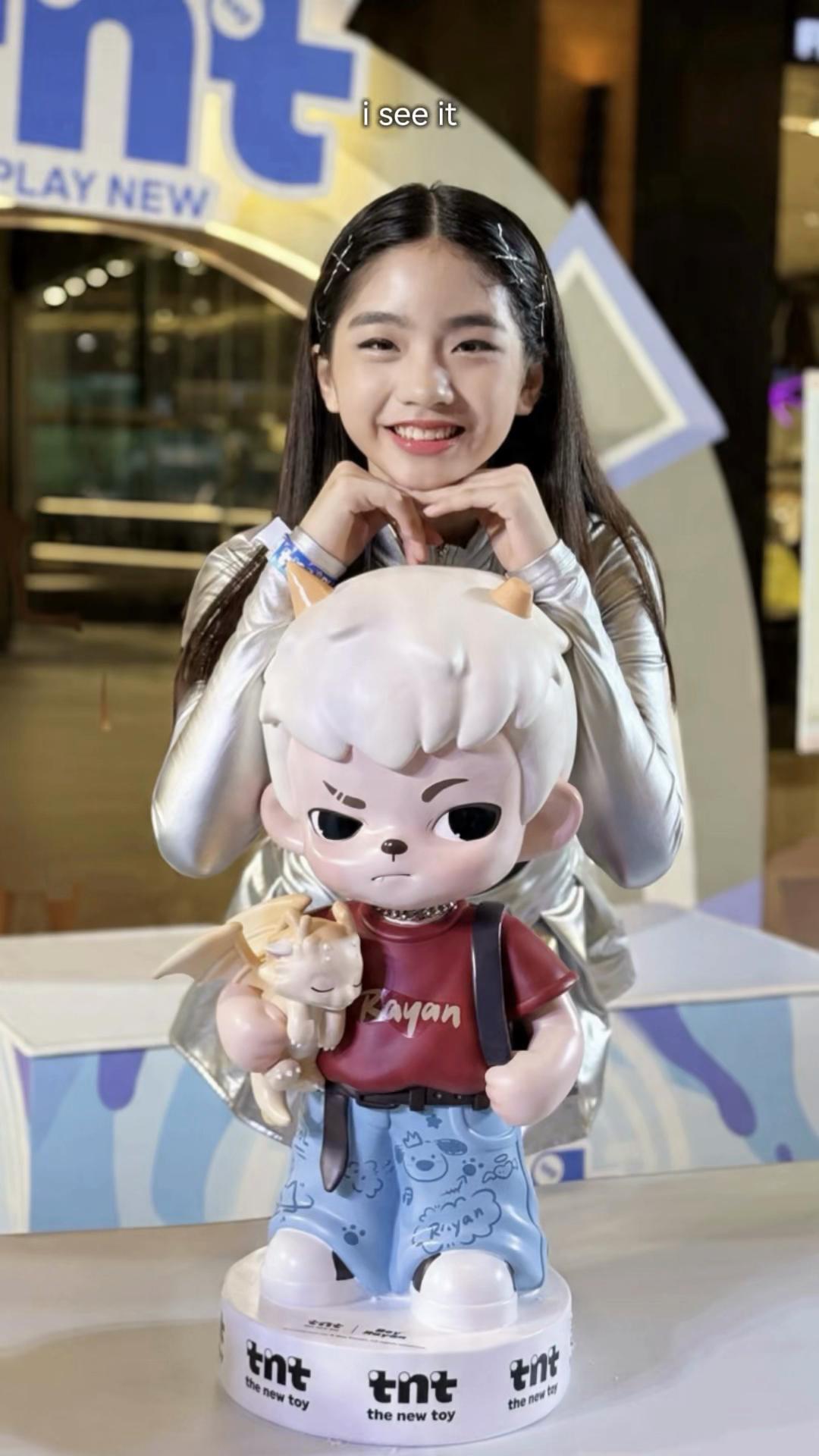@Sadie Vivienne Sy