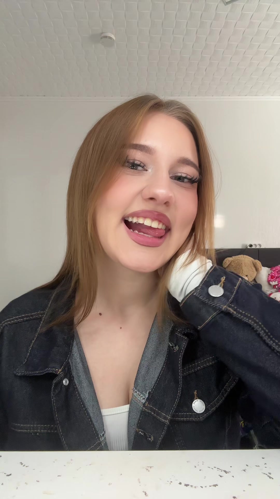 @𝐂𝐥𝐚𝐮𝐝𝐢𝐚