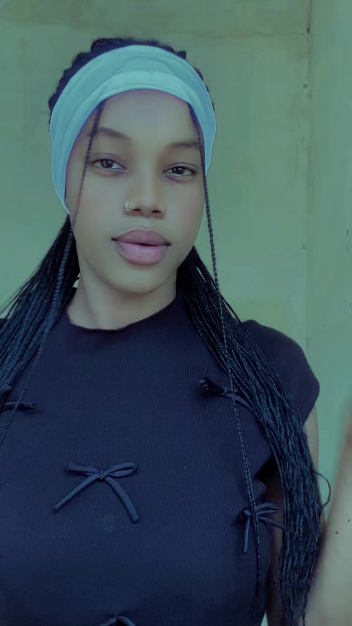 @Pretty——Linda 🫂🤤❤️🩹