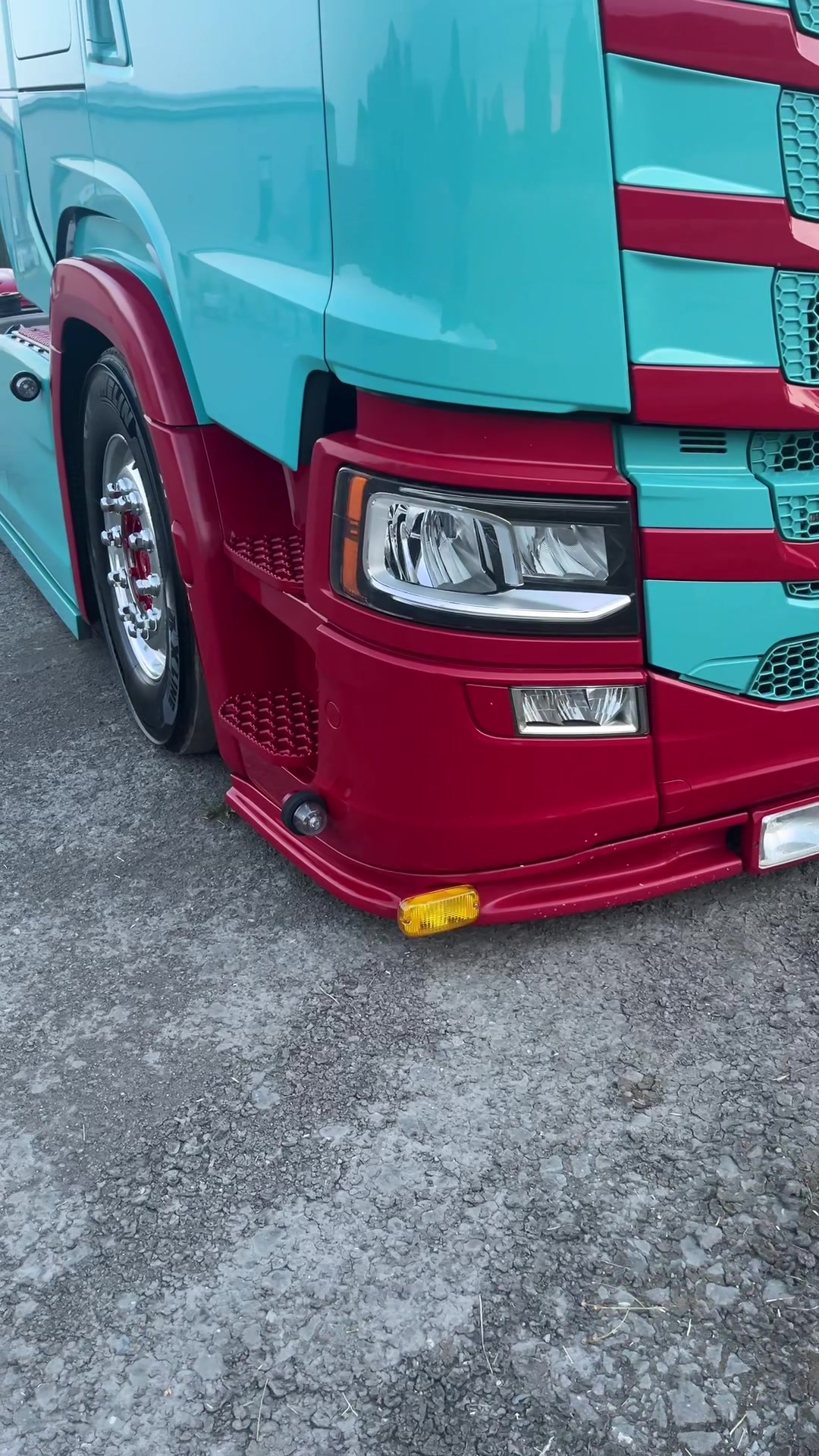 @Truckspotter-_-Leon09