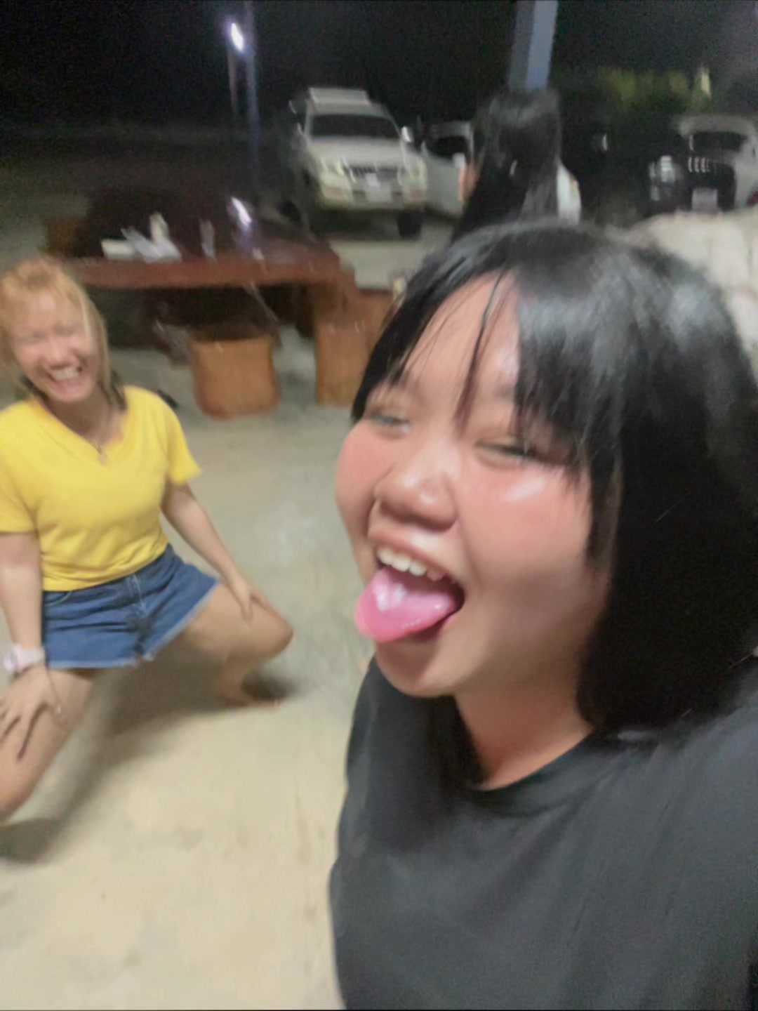 @แตงโมงับ💜🦖