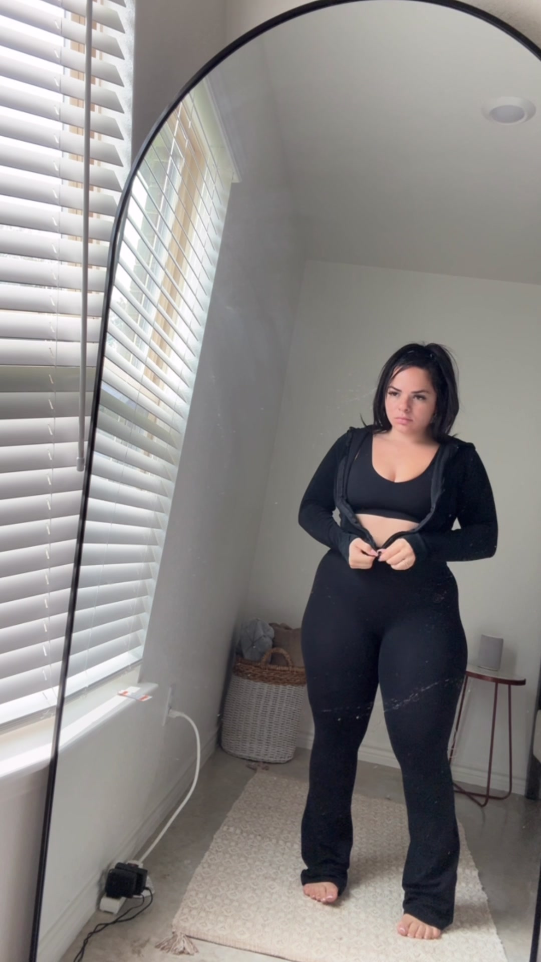 @thereal.vee.marie