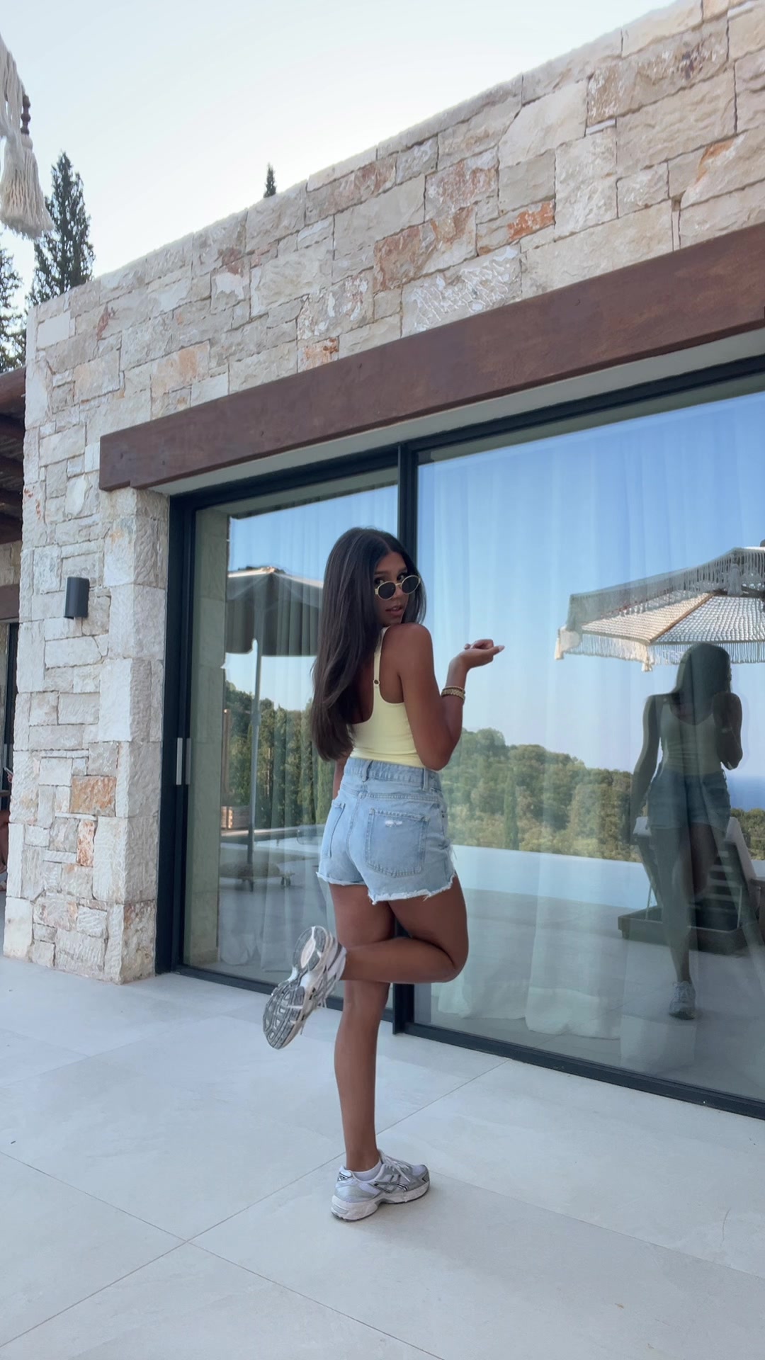 @𝐽𝑂𝑌𝐾𝐿𝑈𝐼𝑁