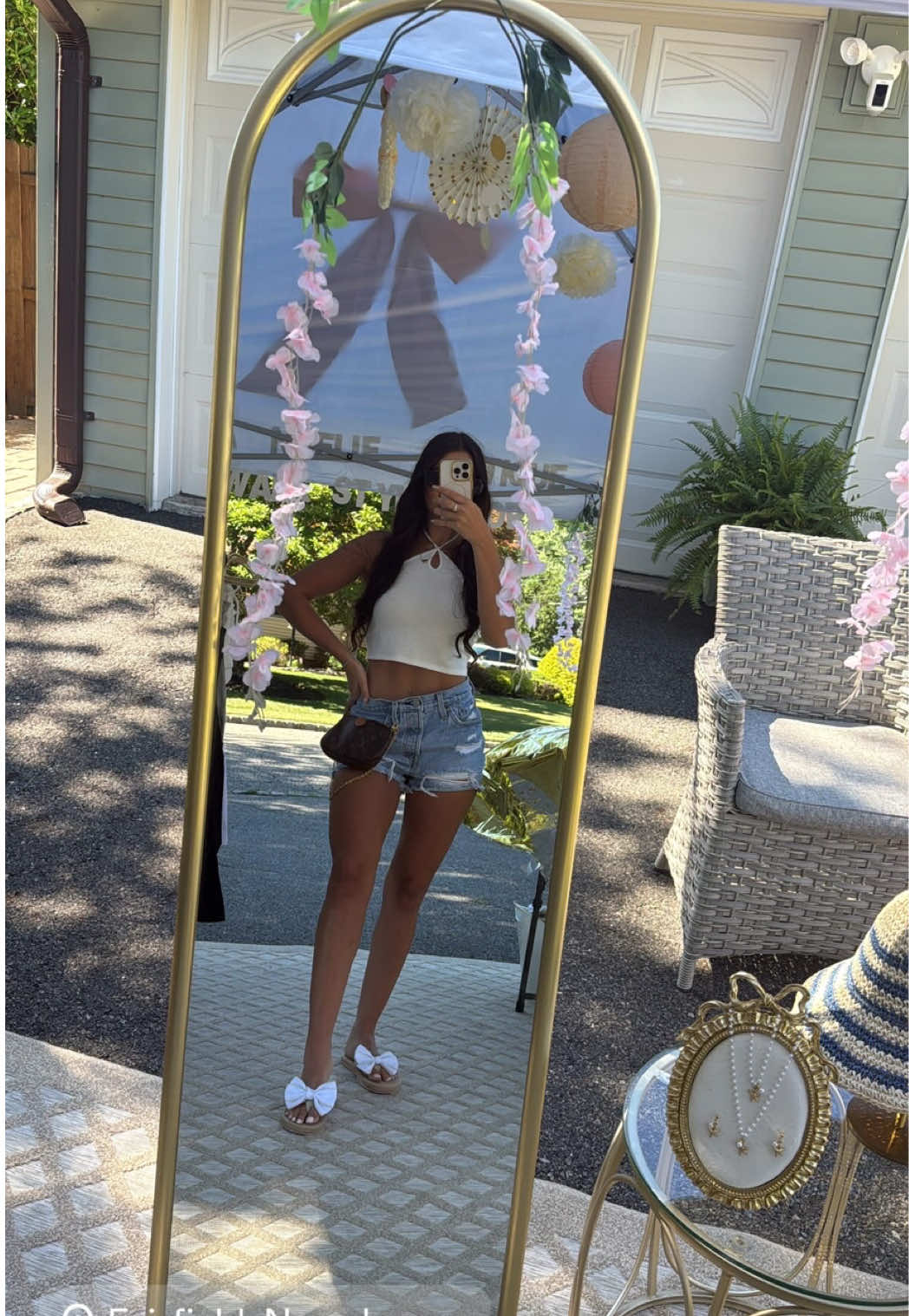@dionnanoelle