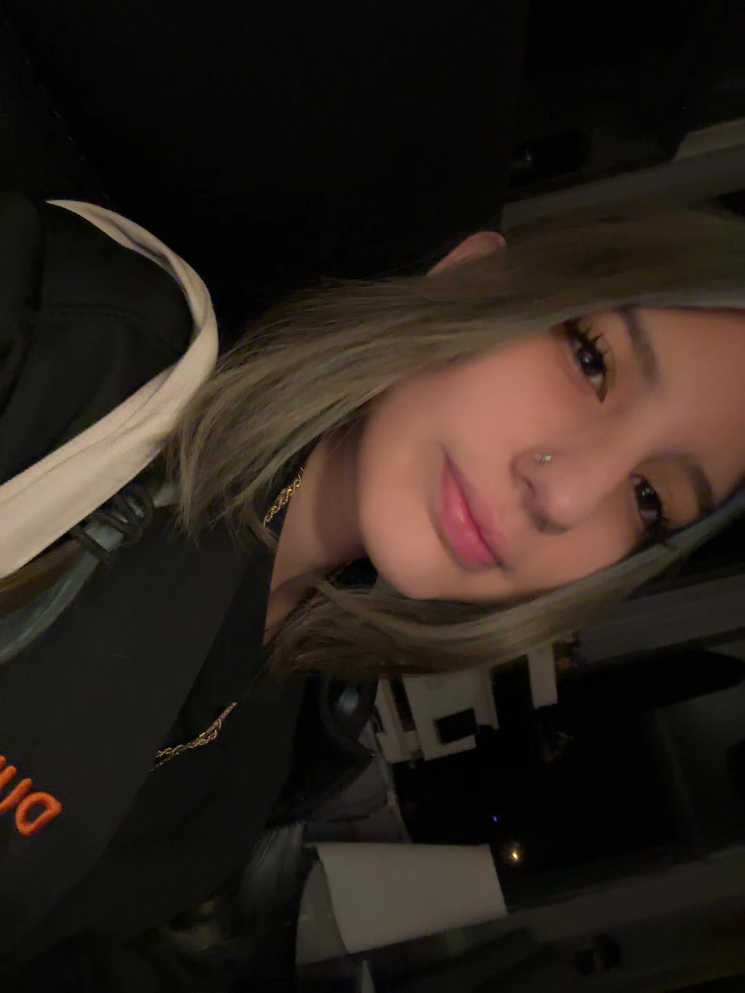 @♱