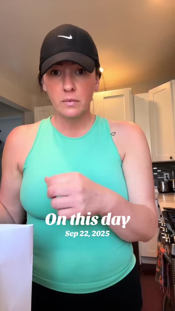 @kristenatthewaxbar