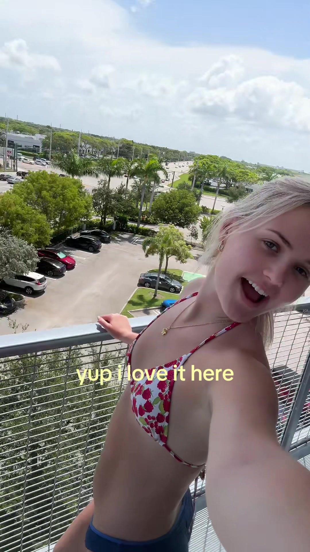 @Lili Paul