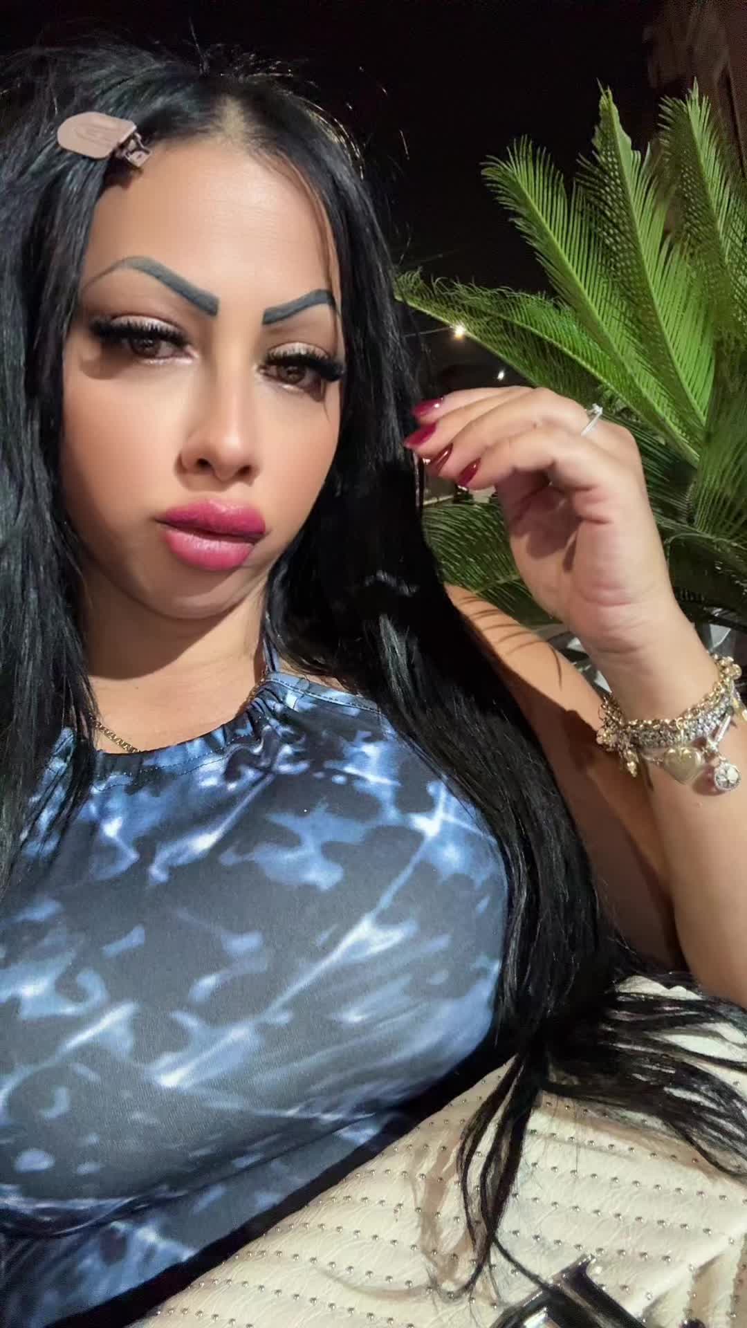 @𝓒𝓸𝓷𝓬𝔂 𝓜𝓲𝓬𝓱𝓲💘