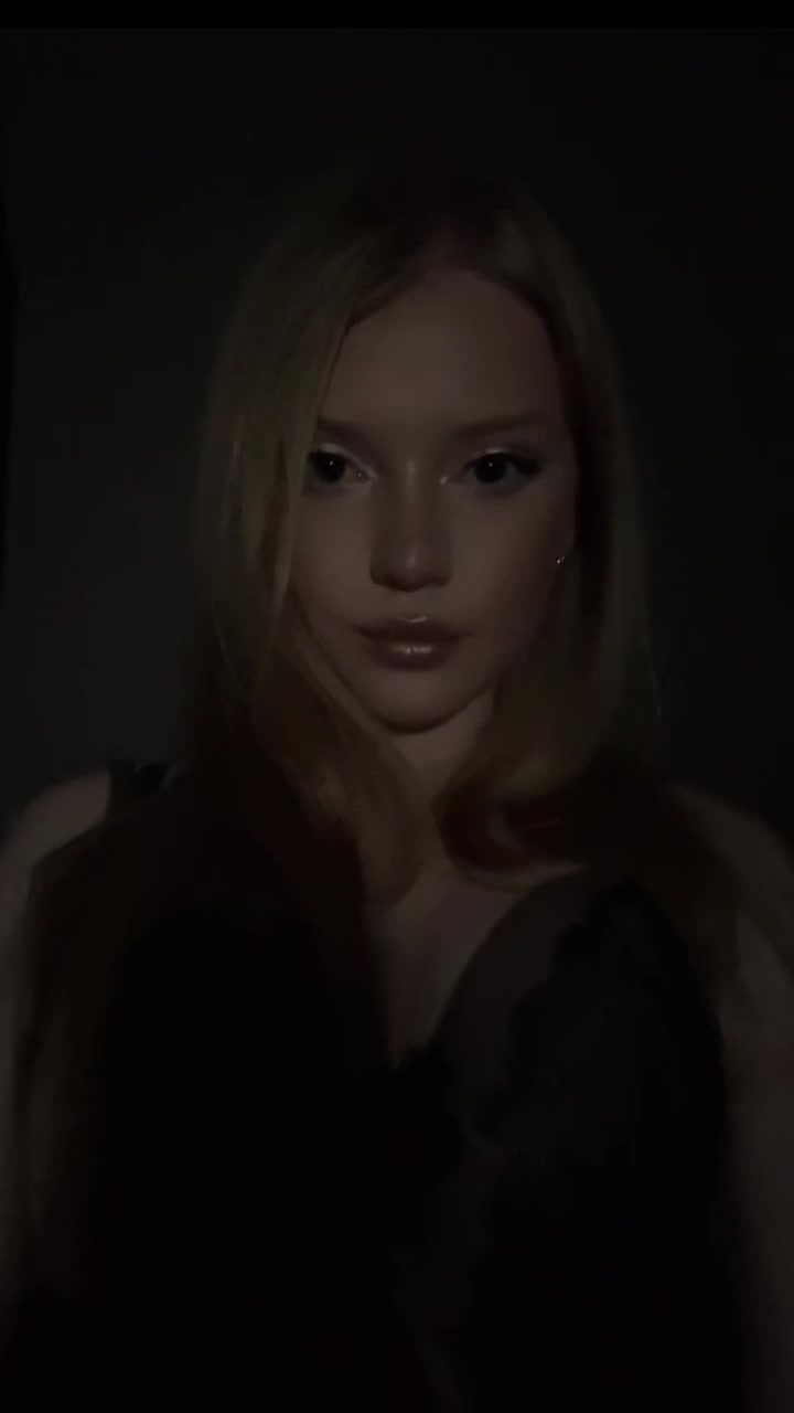 @dashulikmoore