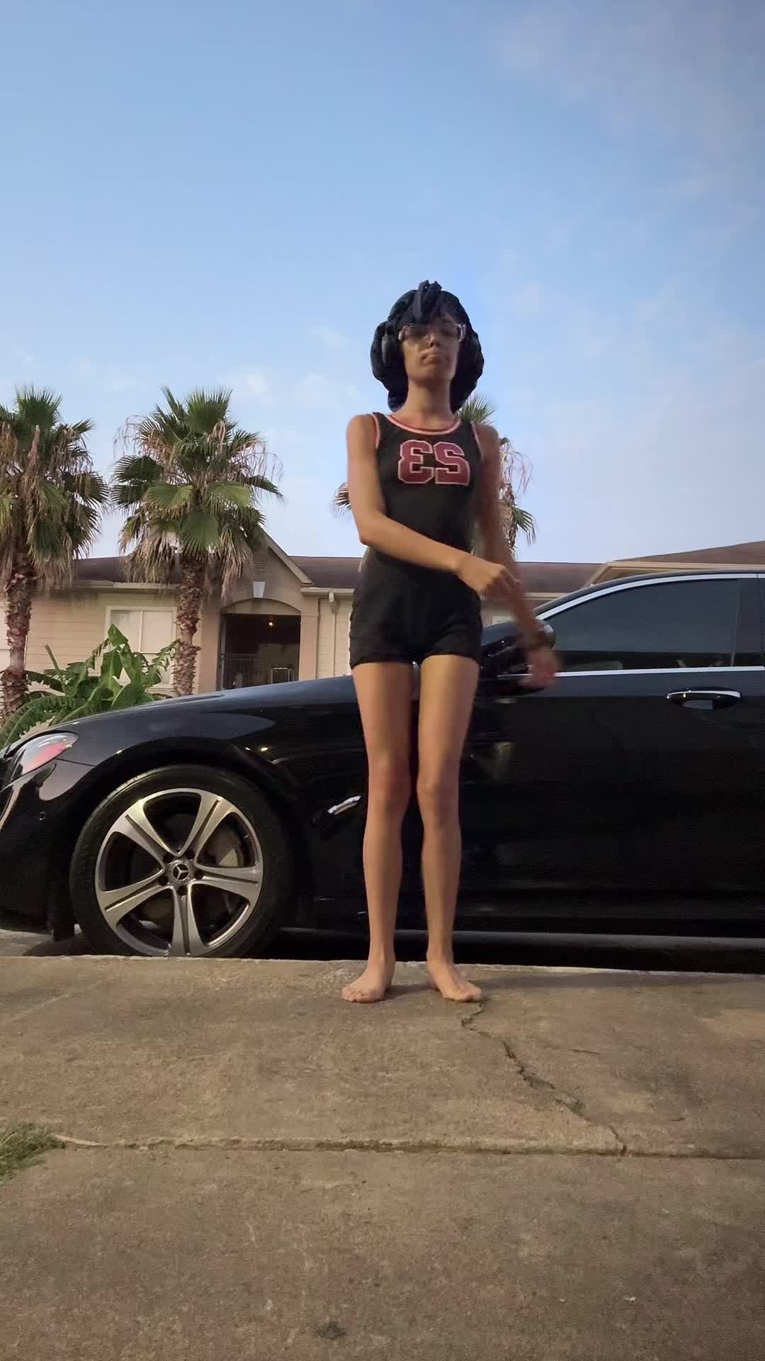 @therealdelois