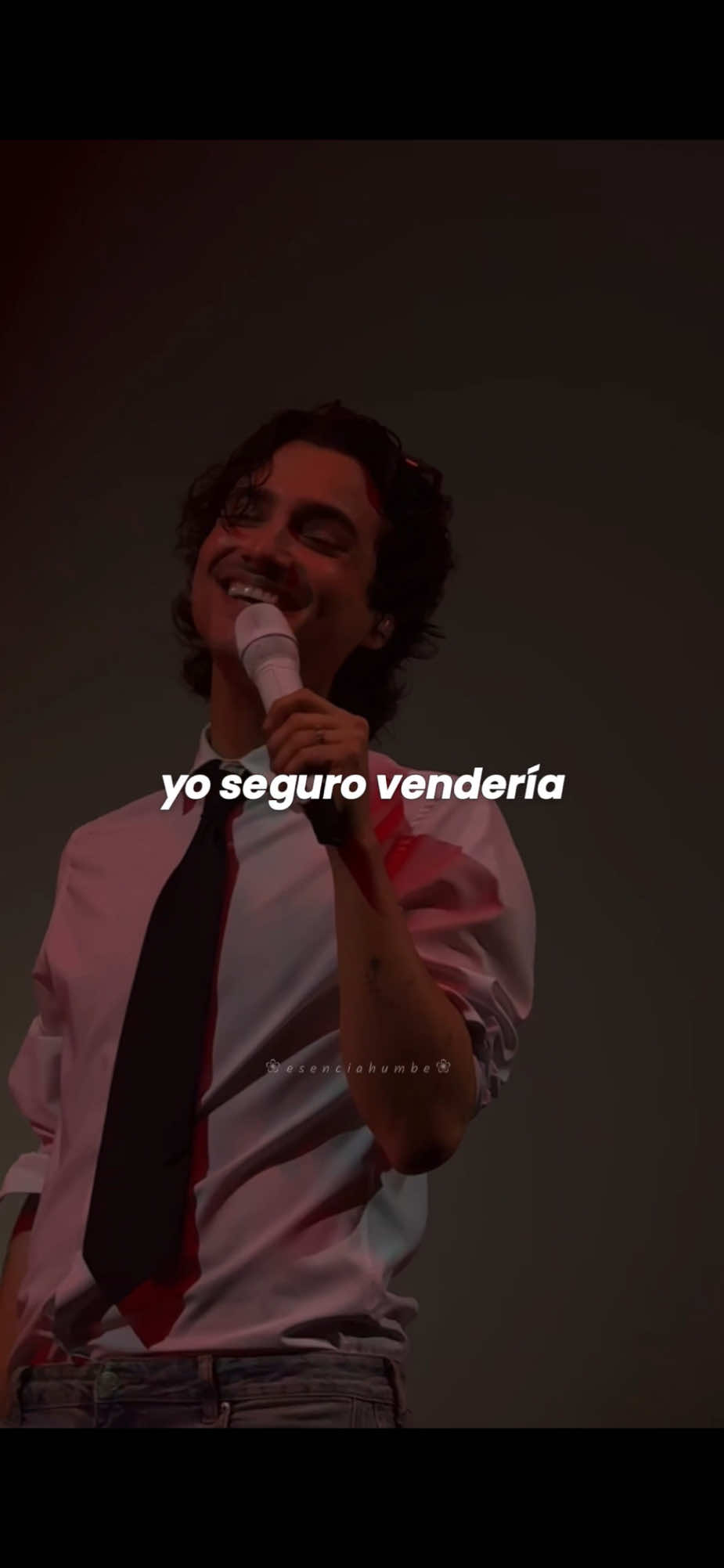 @𝐞𝐬𝐞𝐧𝐜𝐢𝐚 𝐡𝐮𝐦𝐛𝐞