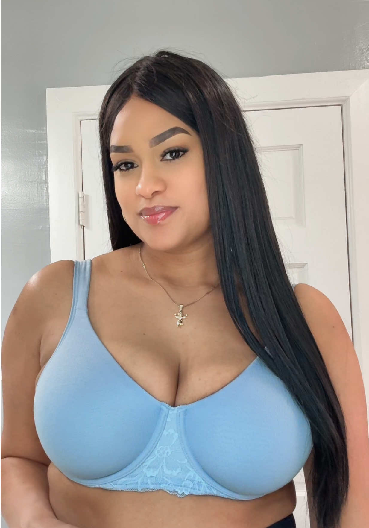 @Nela