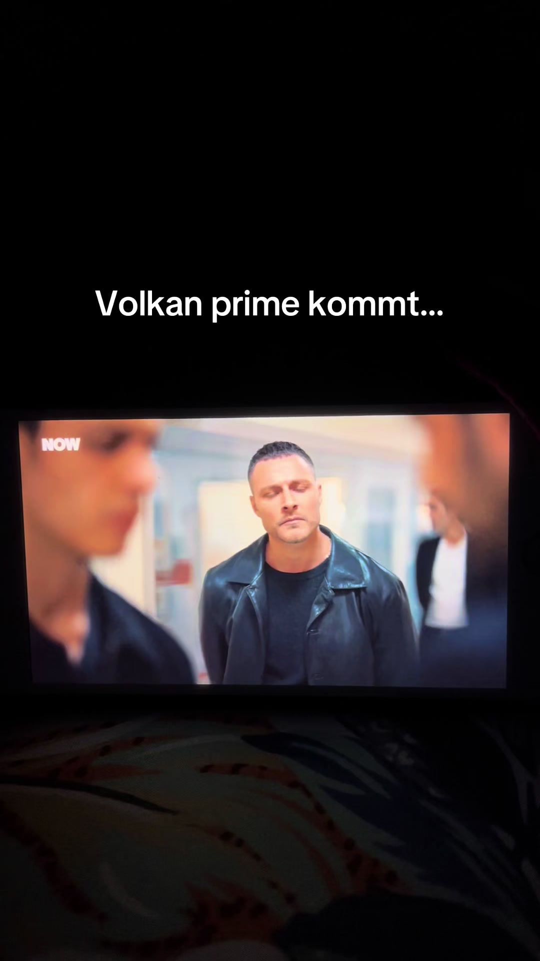 @𝐸min🇦🇿