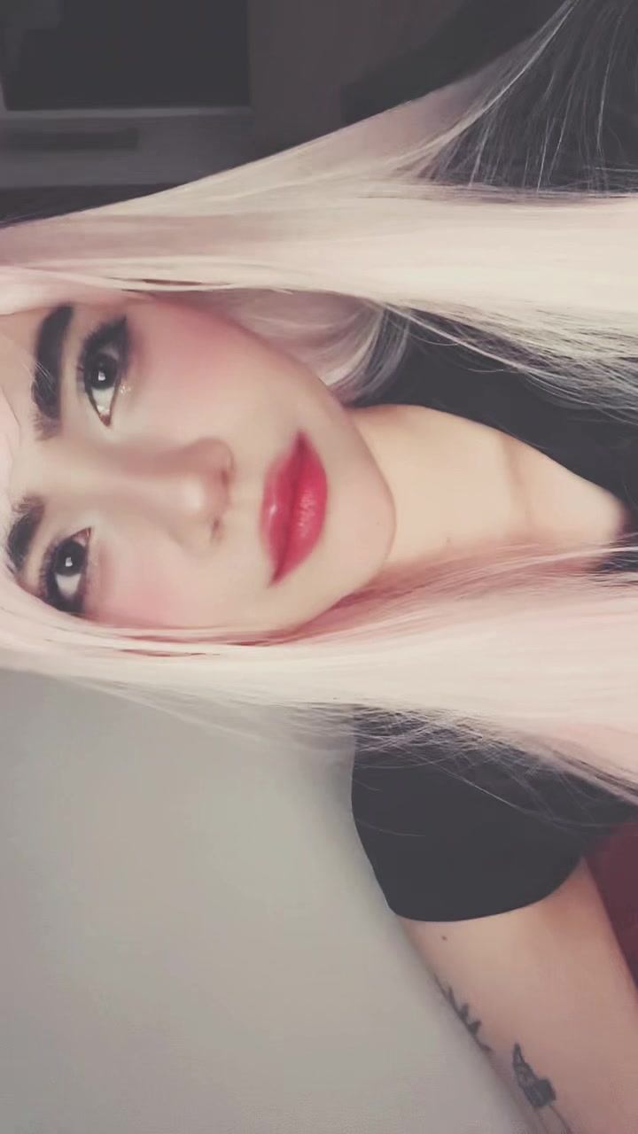 @⋆˚✿˖&deg; miyo
