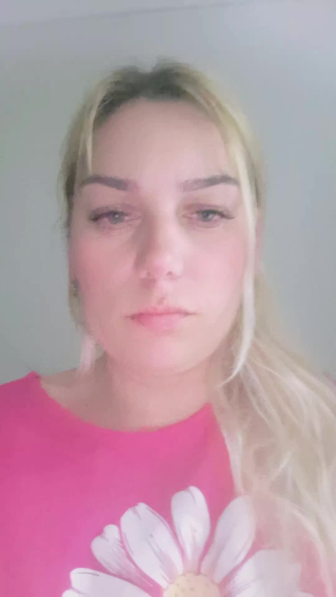 @Horvath 🩷🩷🩵🤍