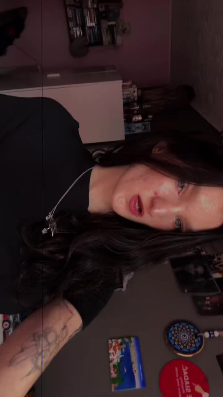 @ℒ𝑒𝓃𝒶