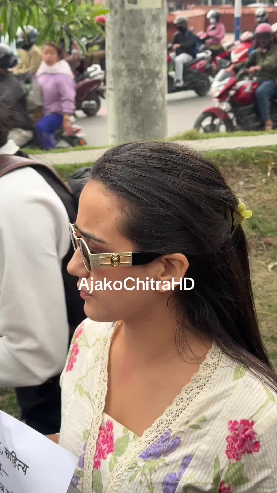 @AjakochitraHD
