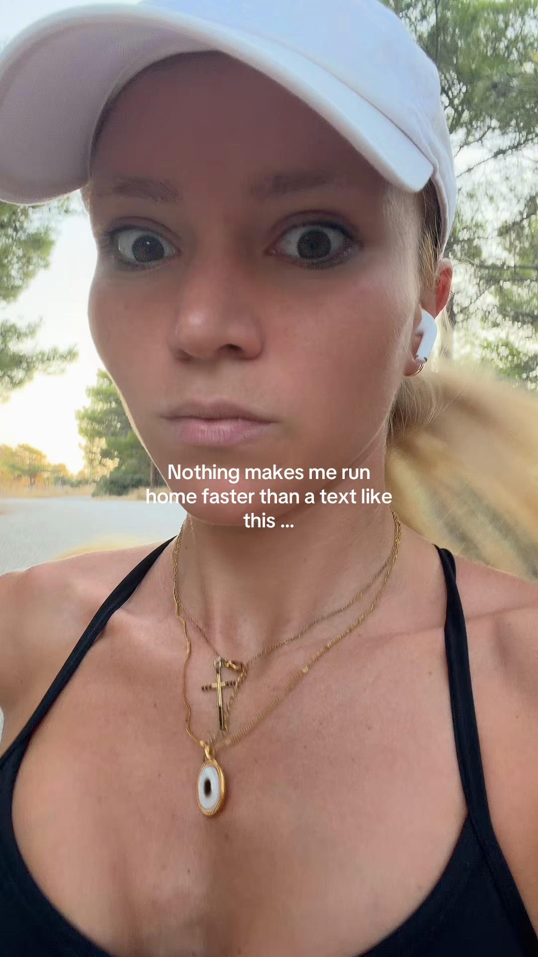 @Bella