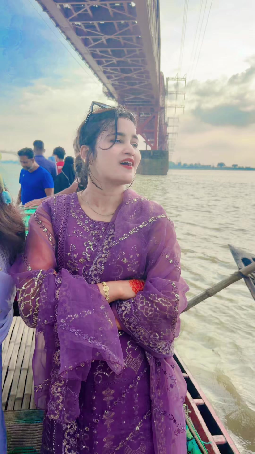@পাবনার মেয়ে 💃চাঁদনী 😜