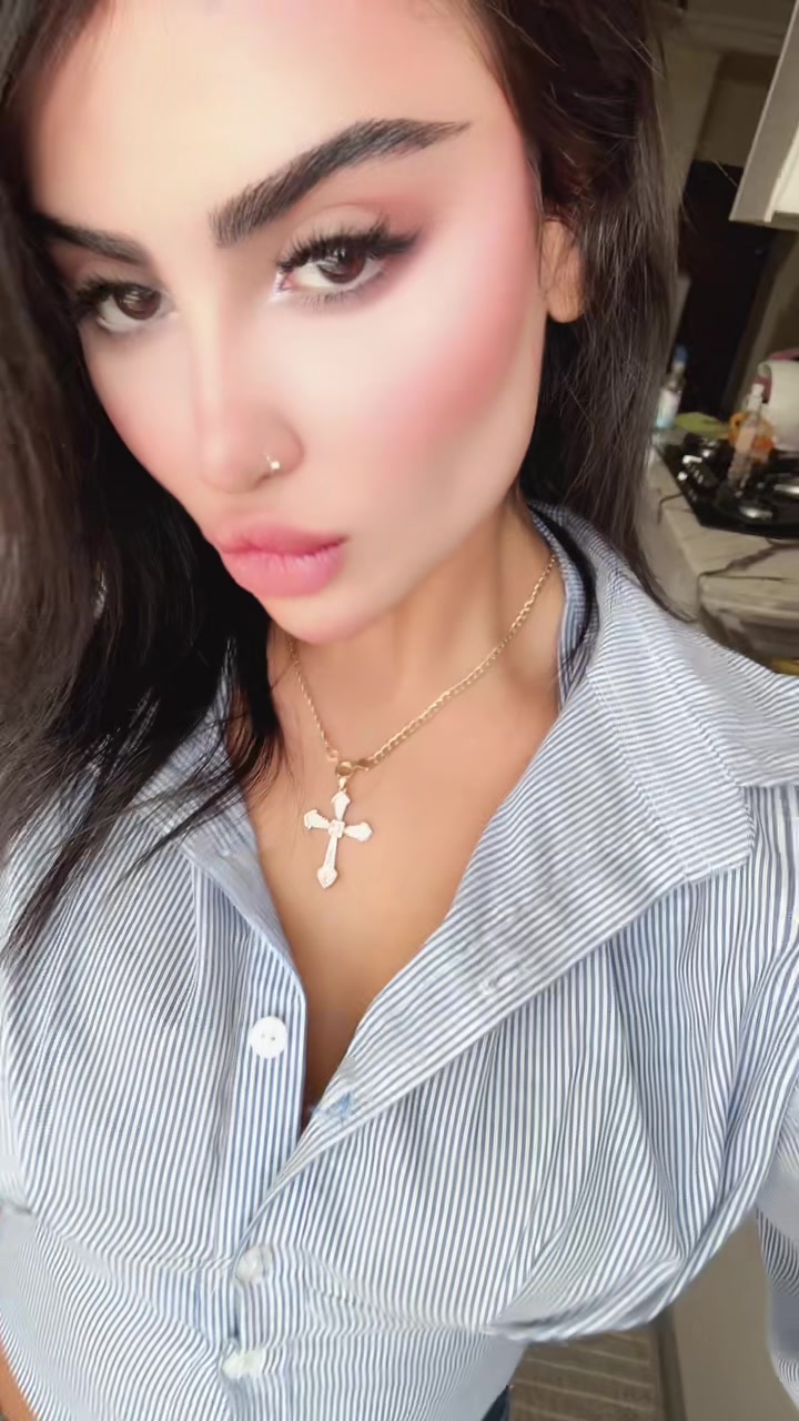 @Mellinyx