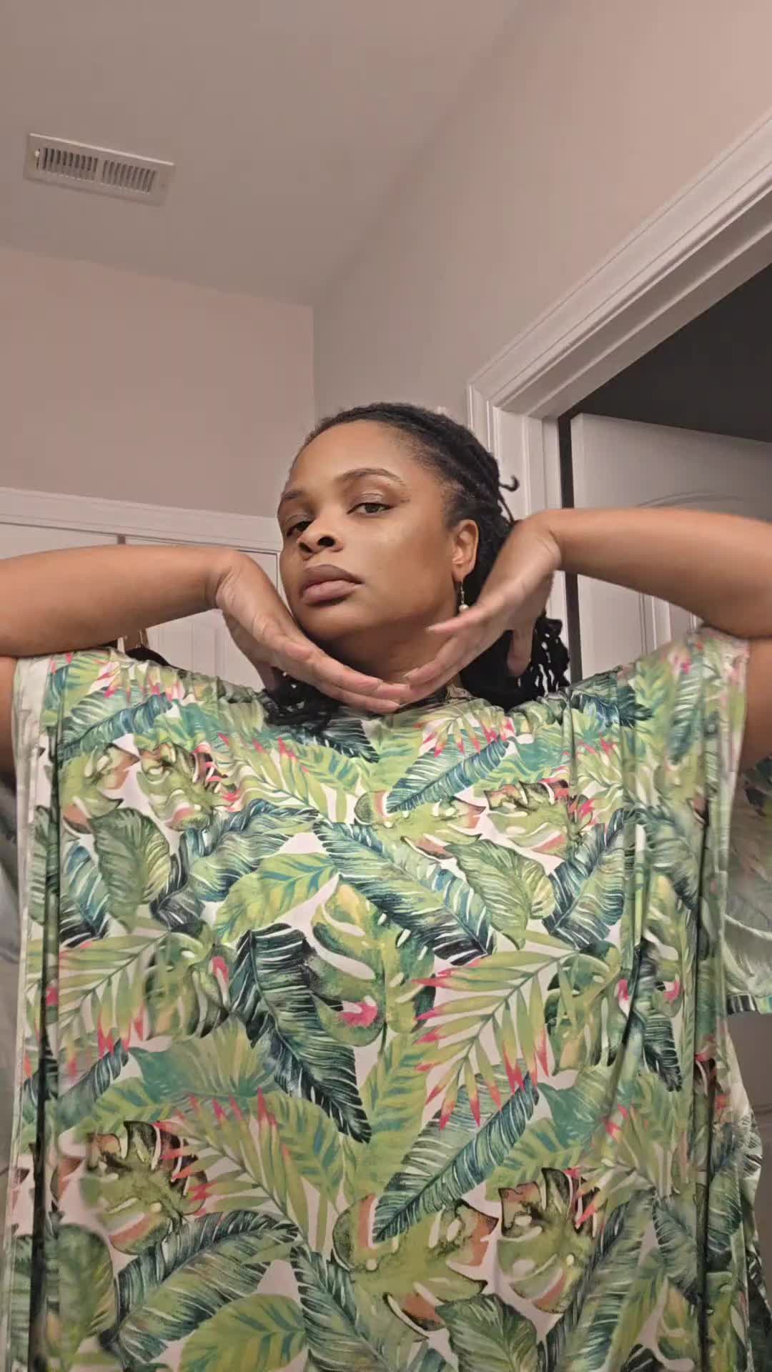 @TeeTeeReacts|Commissions open