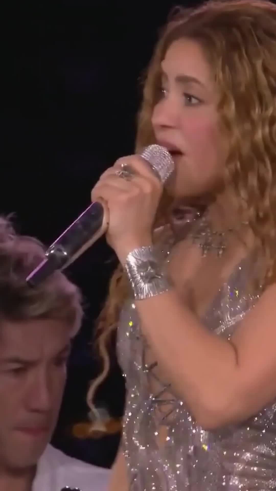 @ShakiraSquad