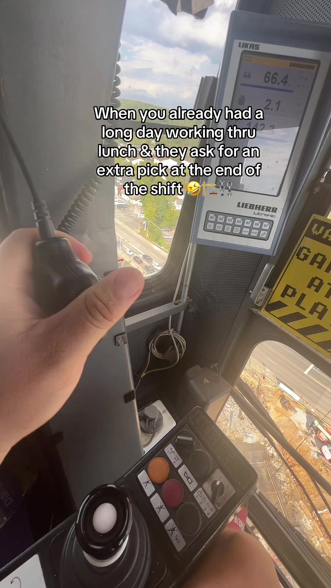@Mr. Max 🏗️