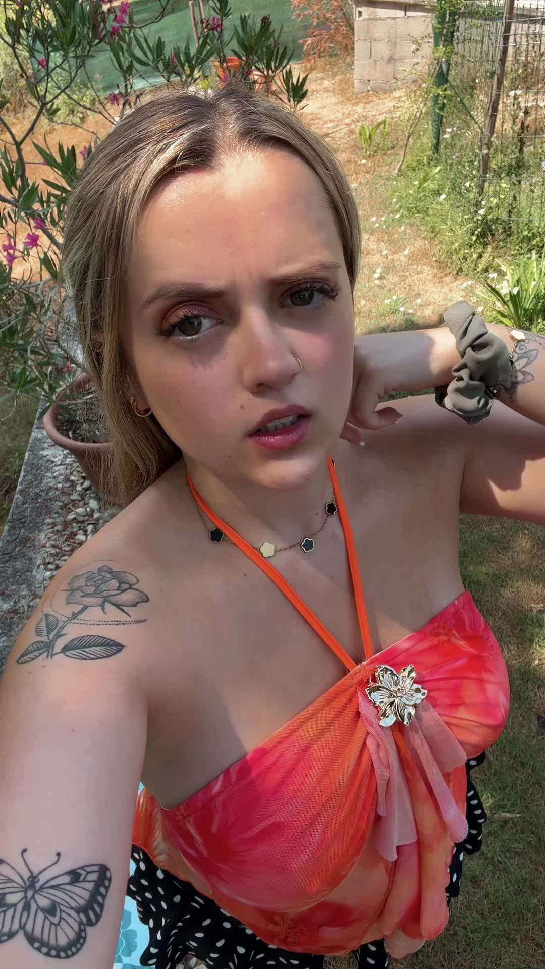 @Juju l&rsquo;unique 🤷🏼&zwj;♀️