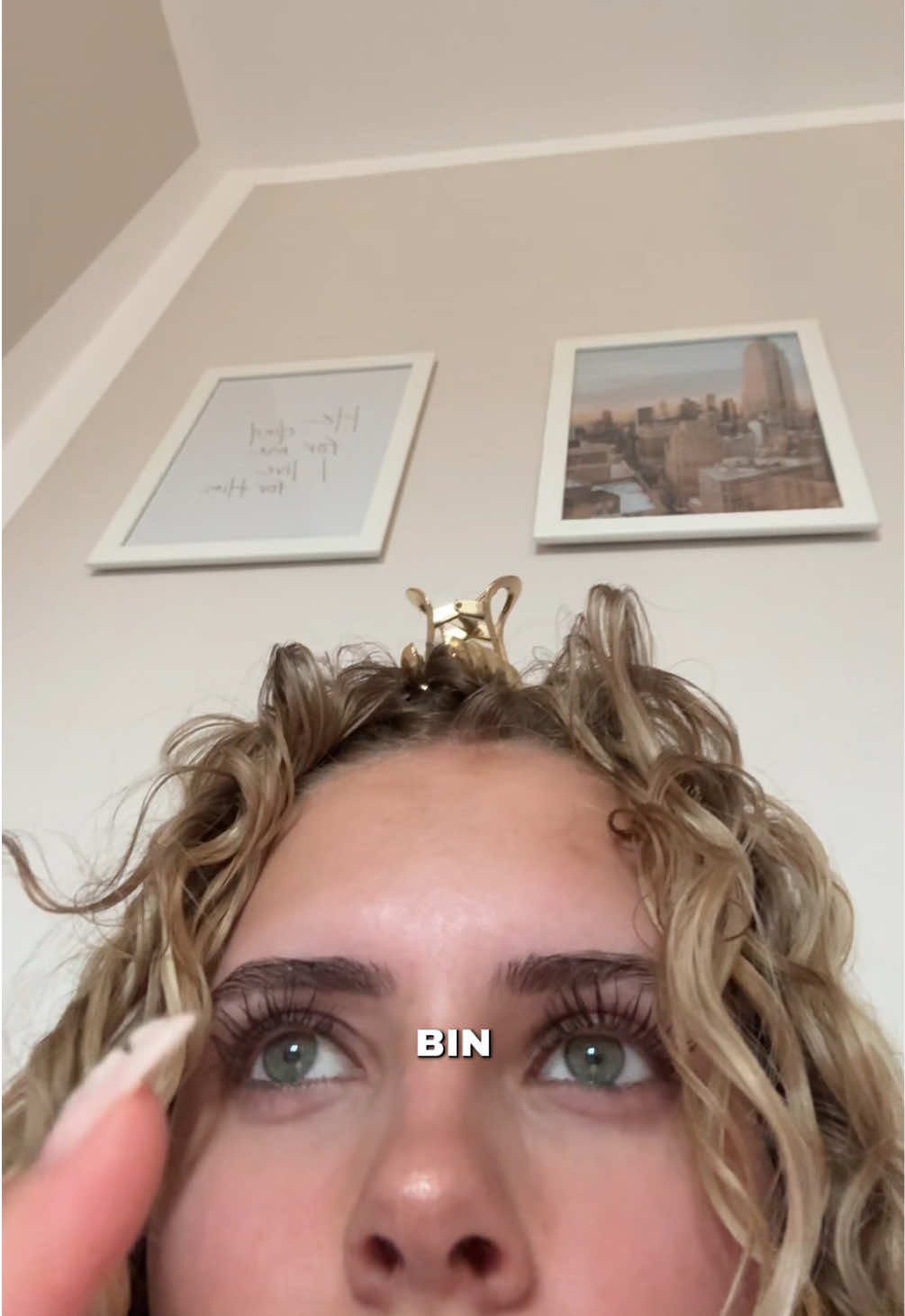 @𝑙𝑎𝑟𝑎