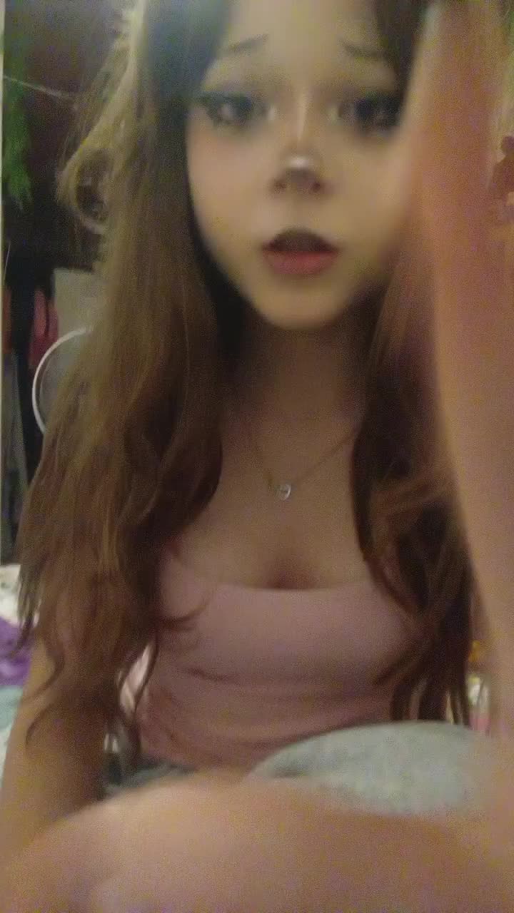 @Emiii
