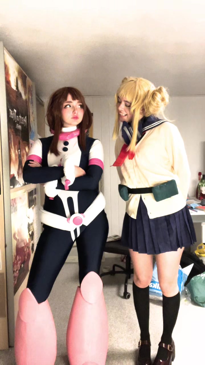 @Cy does cosplays
