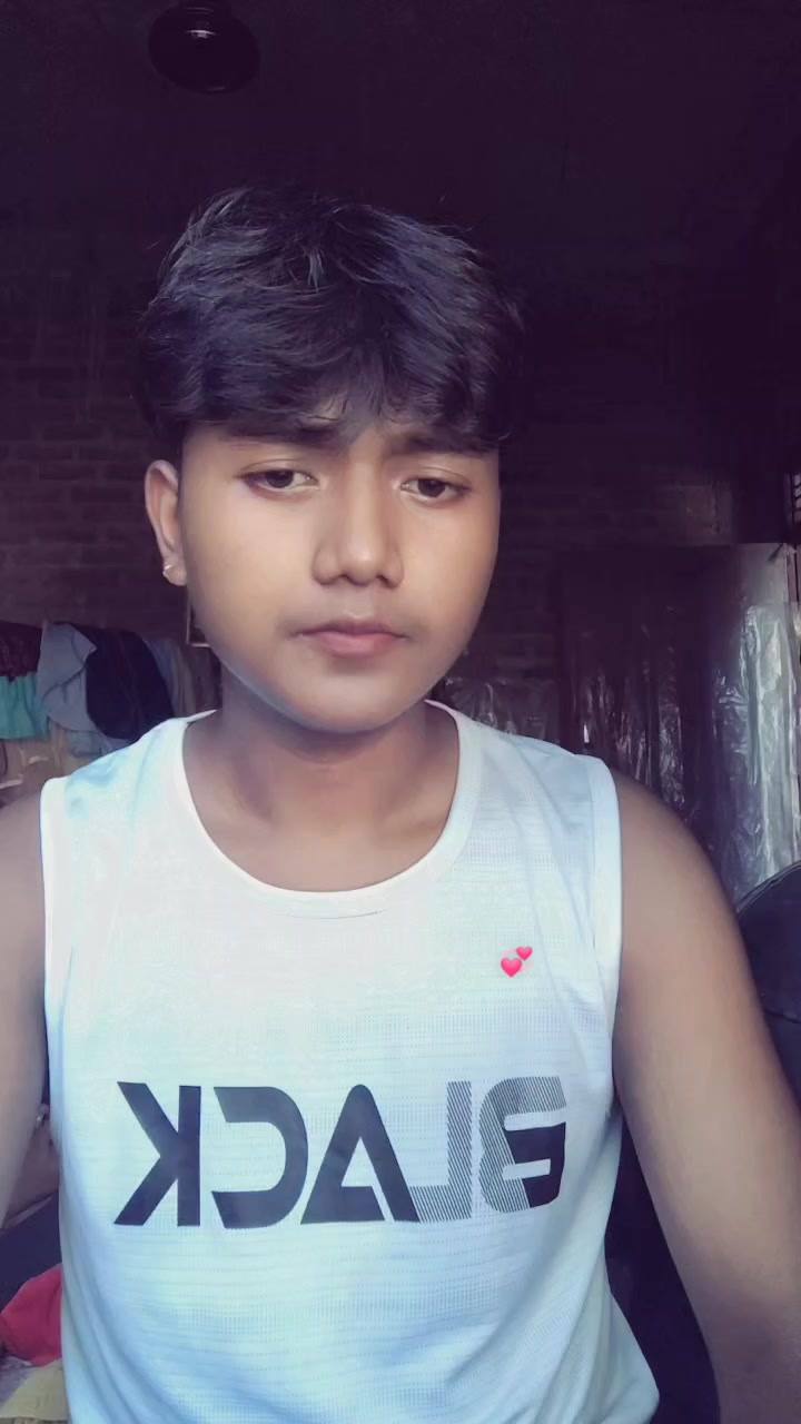 @✨👀TharuwA..BoY👀🩵