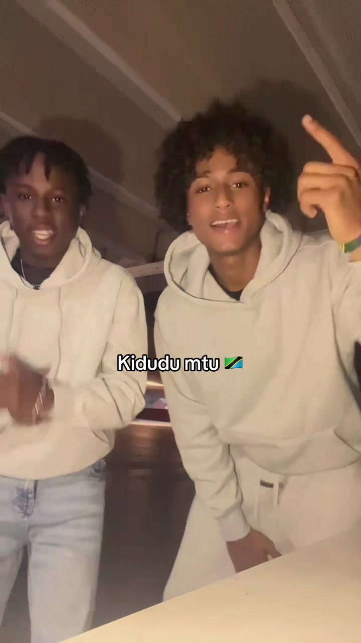 @Sally🧑🏾&zwj;🦱