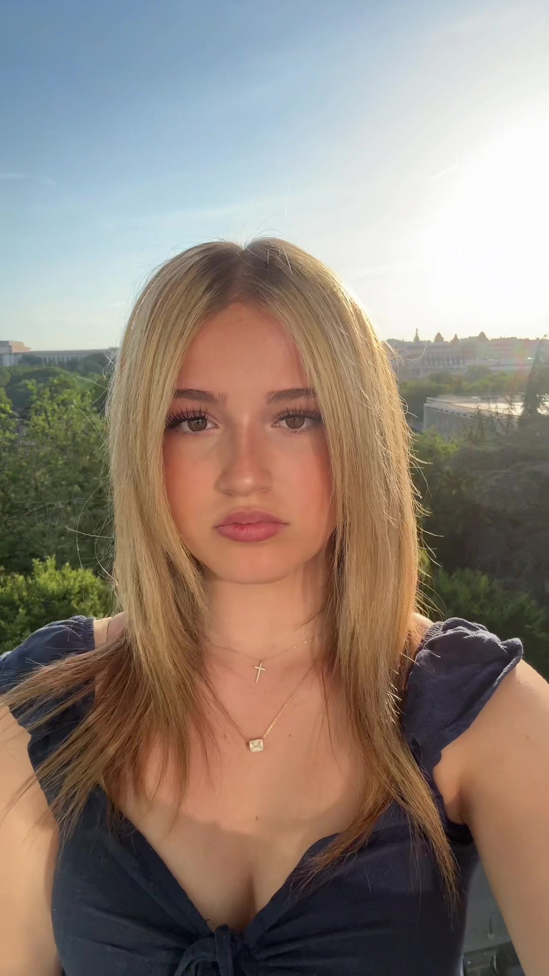 @ella