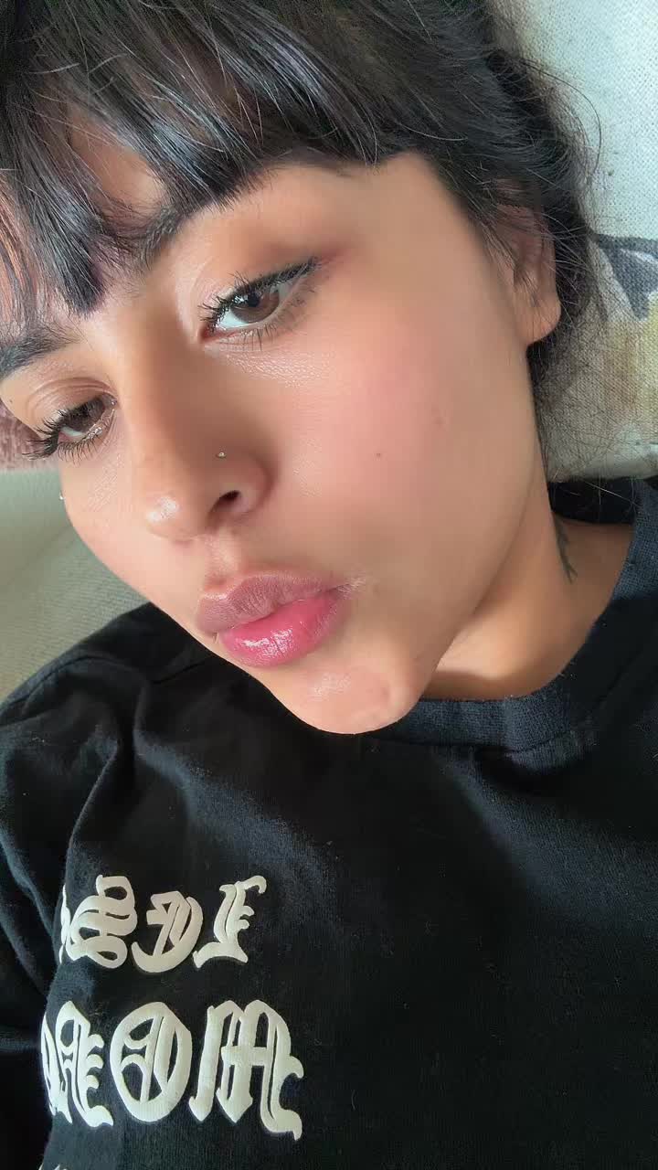 @Sarahi Leon🖤✨