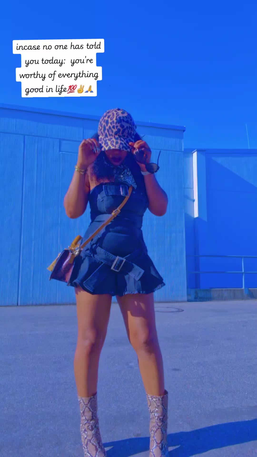 @Golden Queenbaby