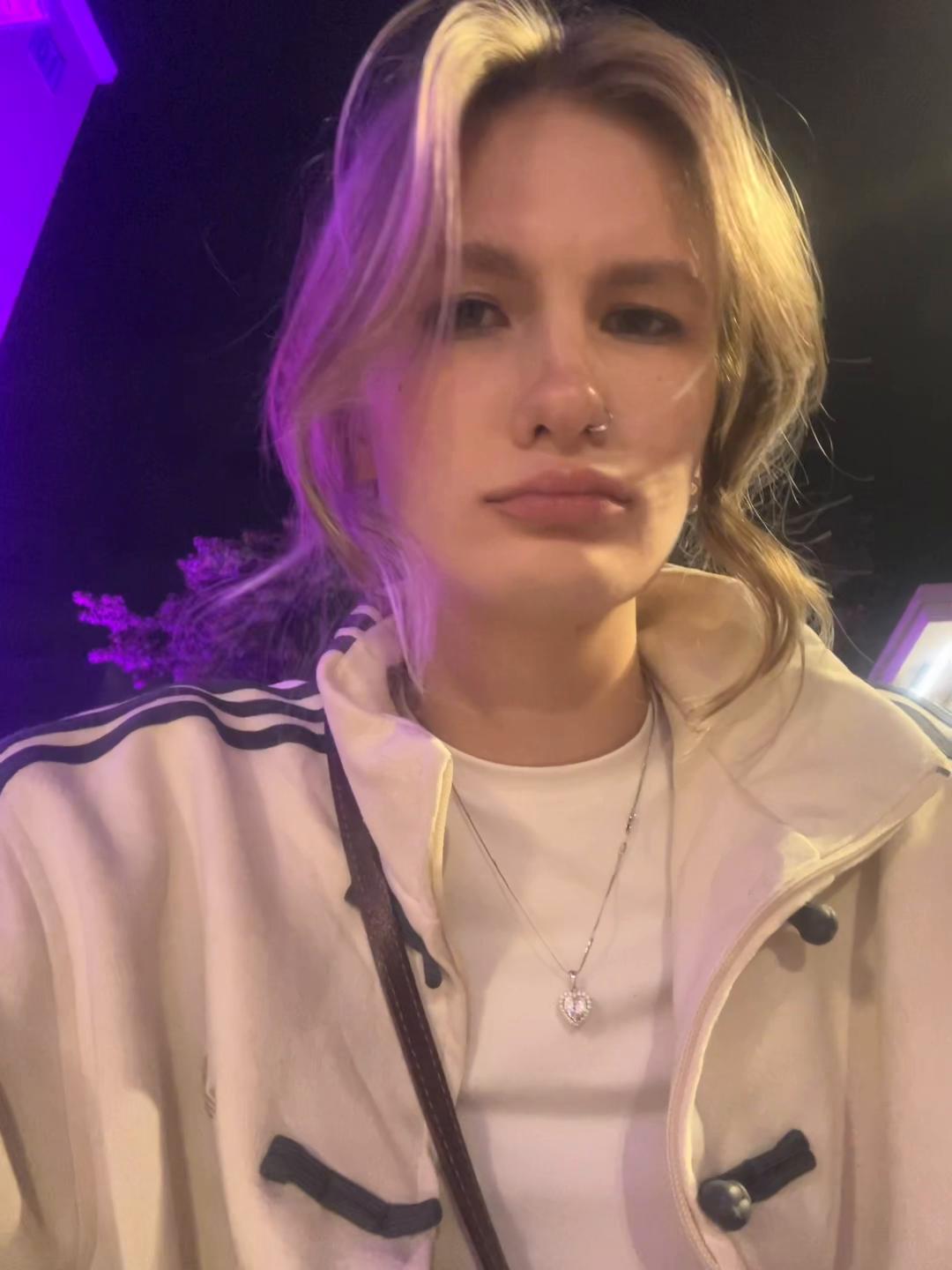 @iwquu