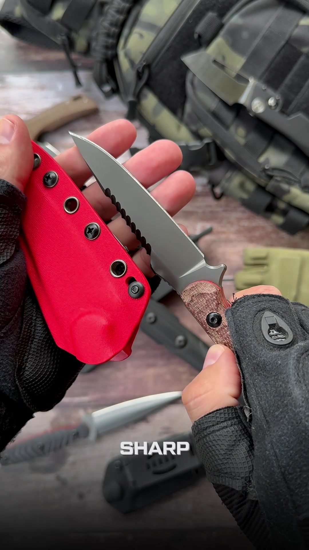 @survival.knives