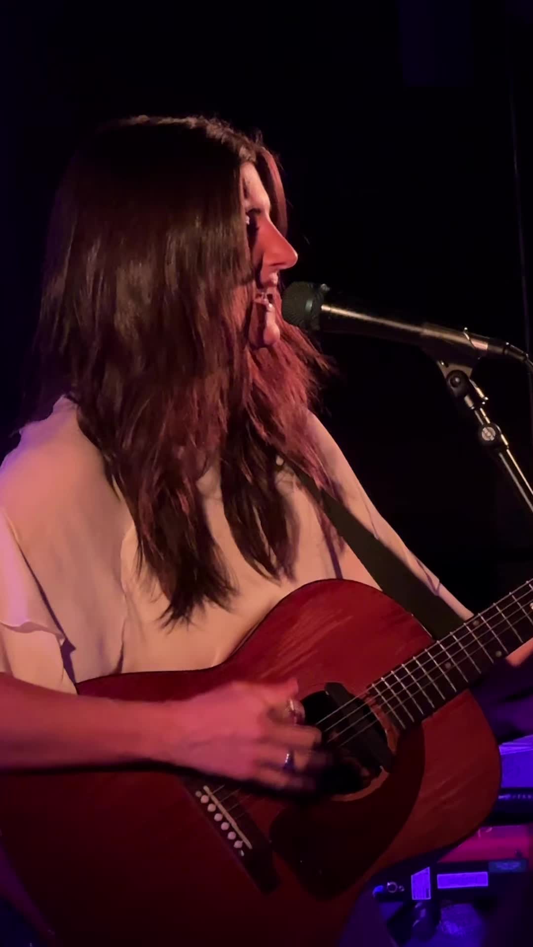 @ilovesydneyrossmitchell