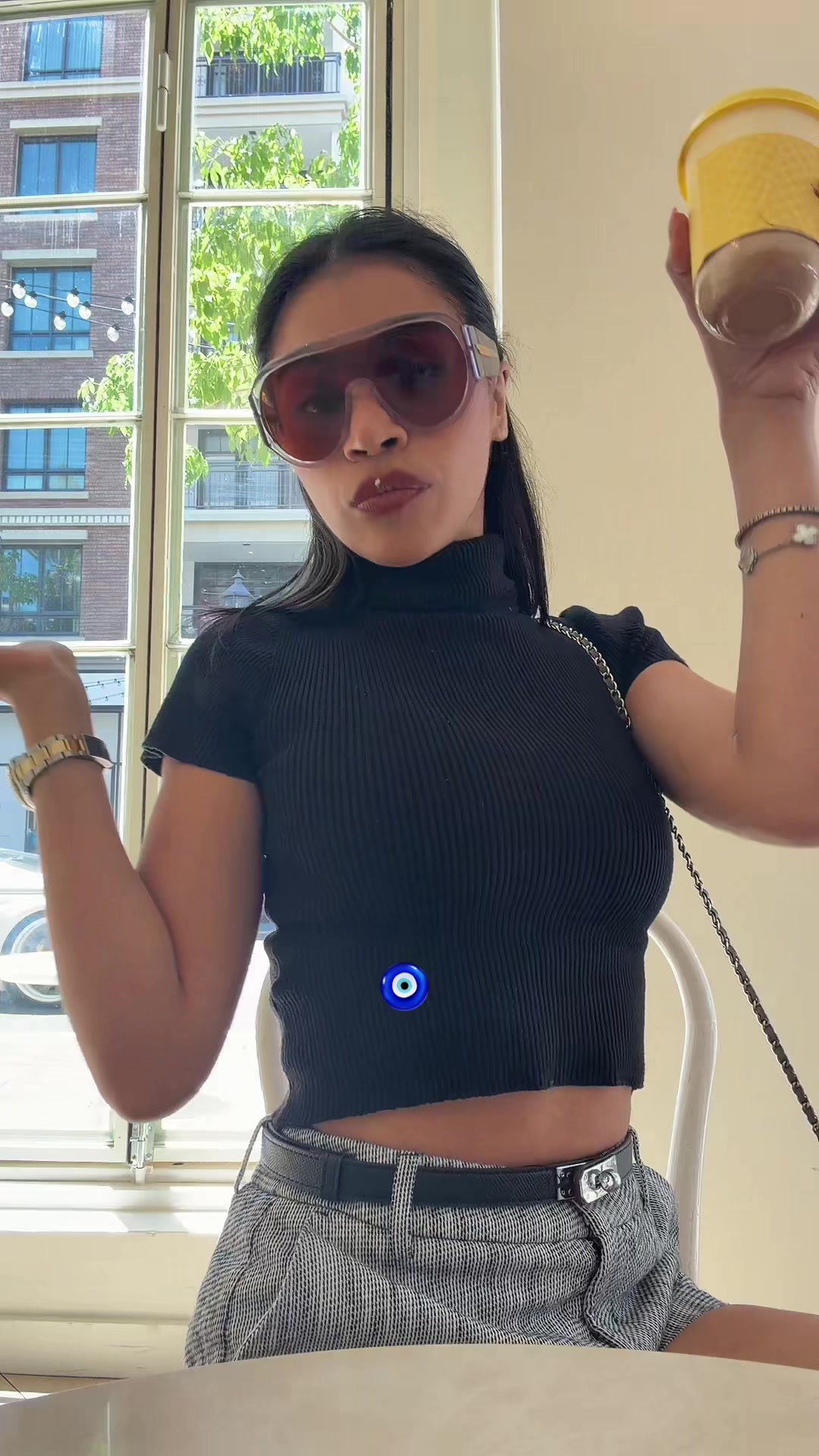 @Mon