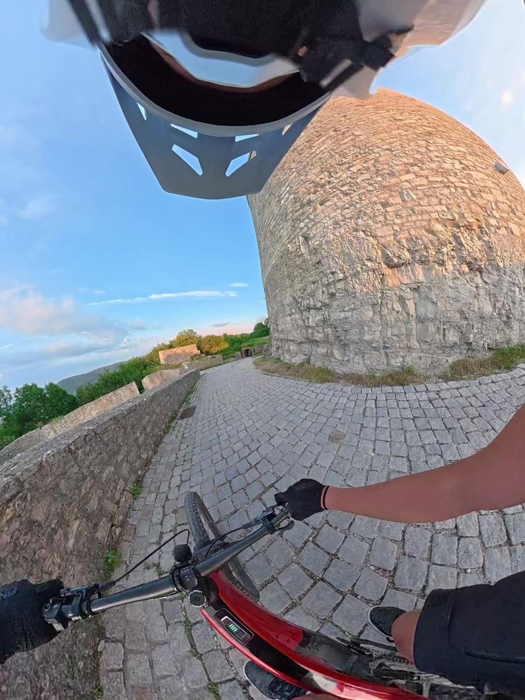 @Luca.mtb🇩🇪🦅✝️