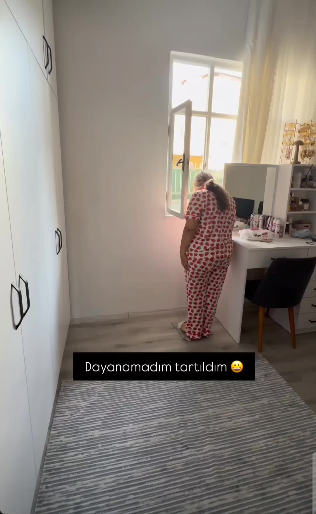 @Defne