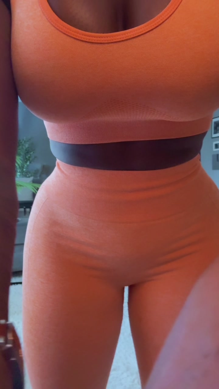 @ChrissyK