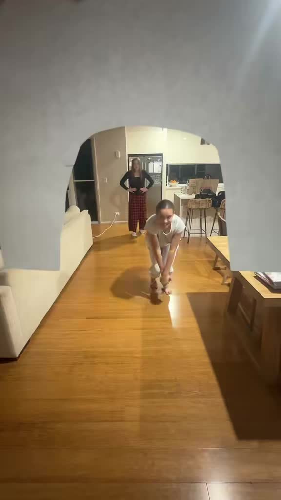 @aura