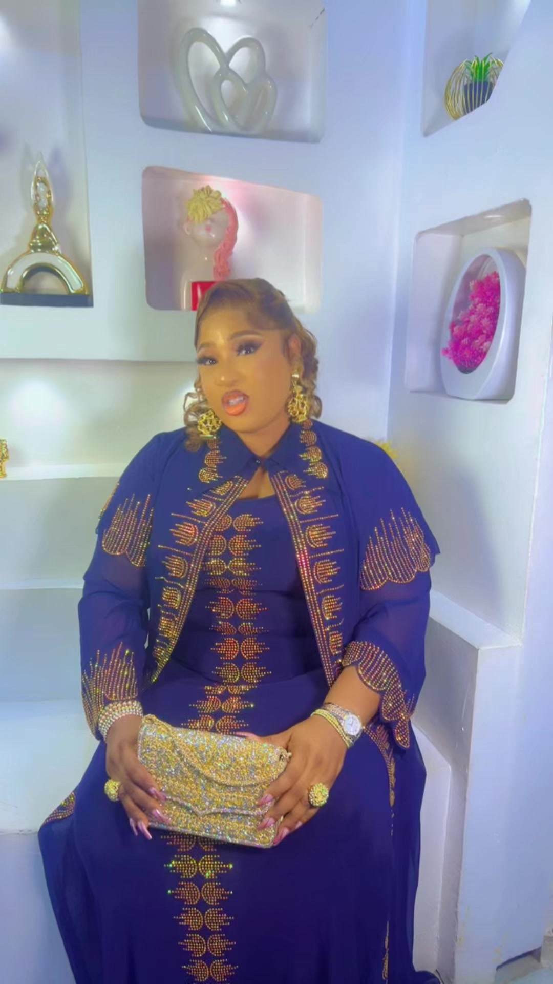 @Queen Esther ๐ธโโโ