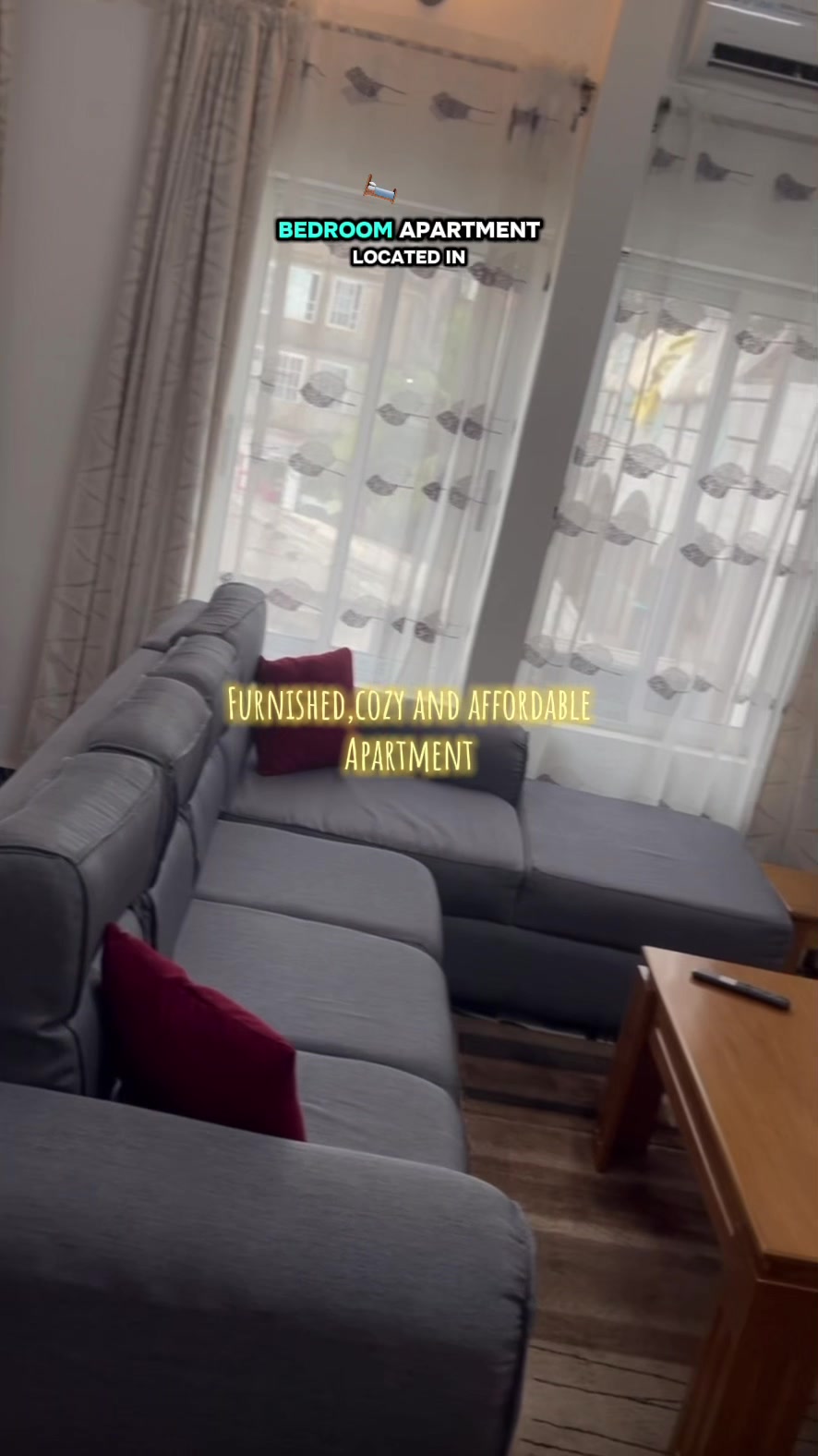 @Vlogs & Reviews