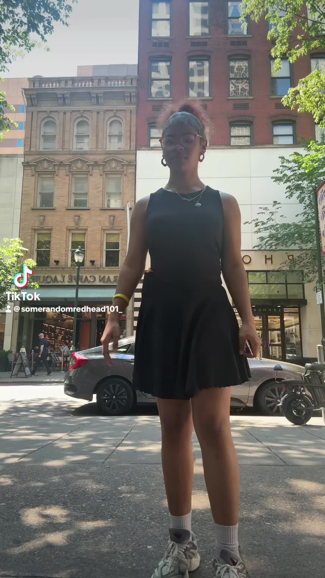 @:|
