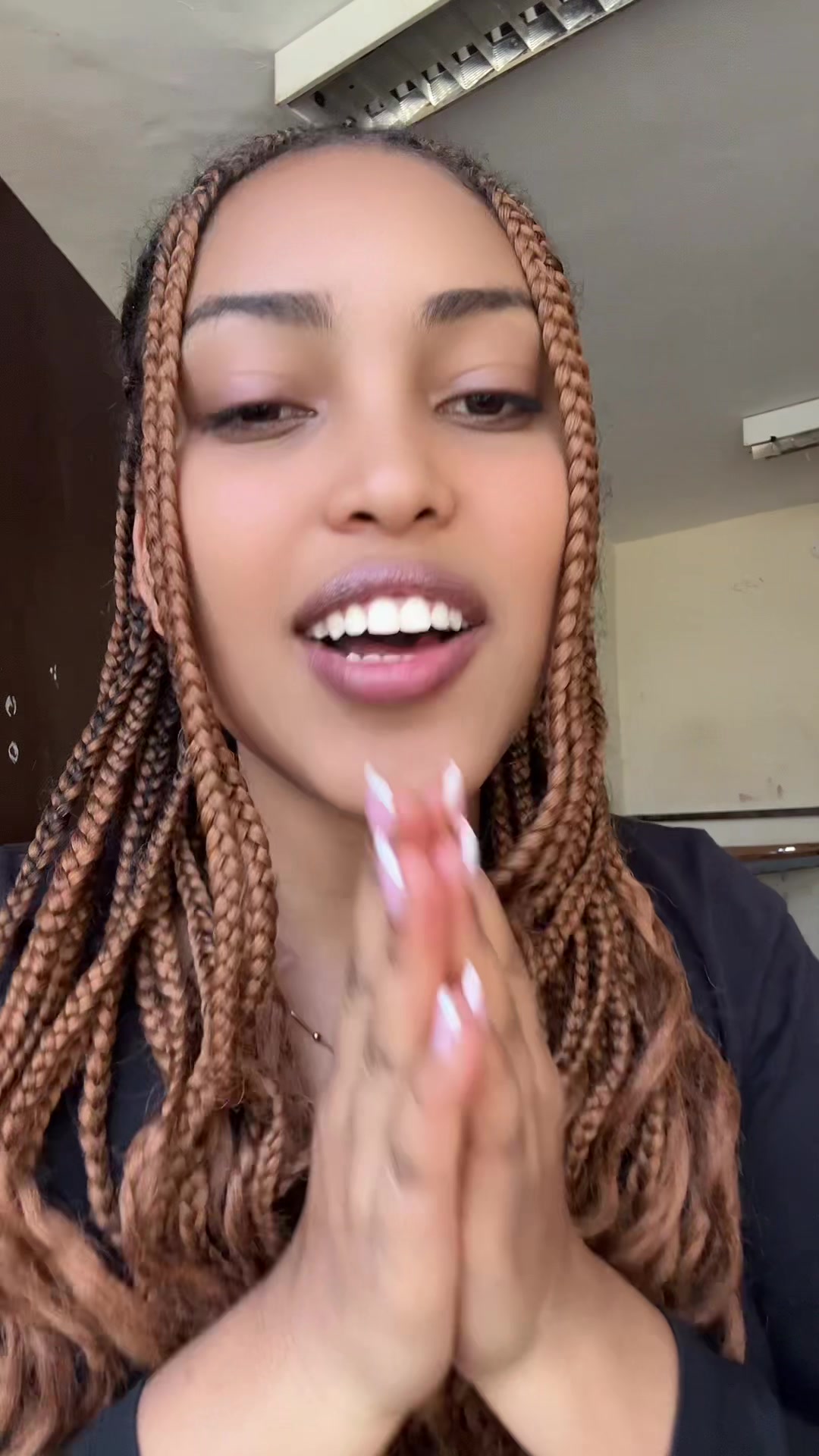 @blushymeti_12