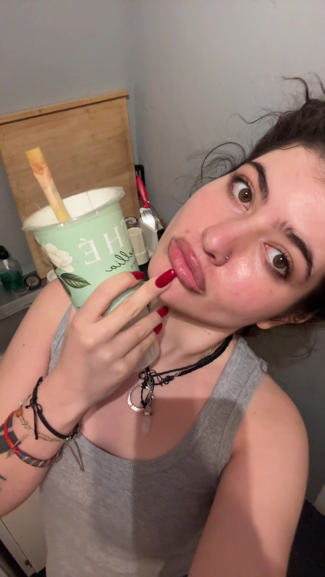 @sofiamyumm
